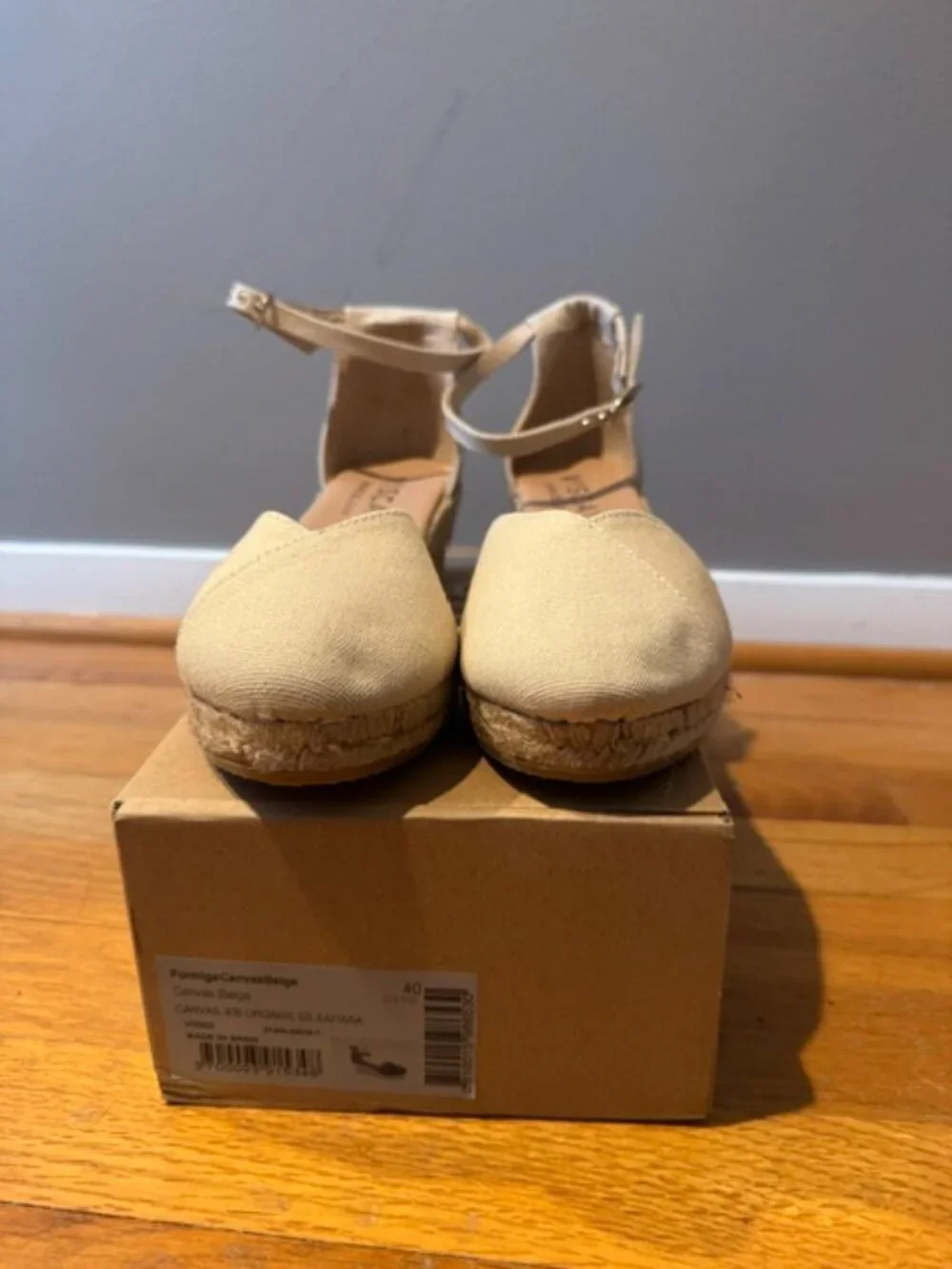 NWOT Viscata Formiga Espadrille Wedge Sandals Size 38 Beige Made in Spain